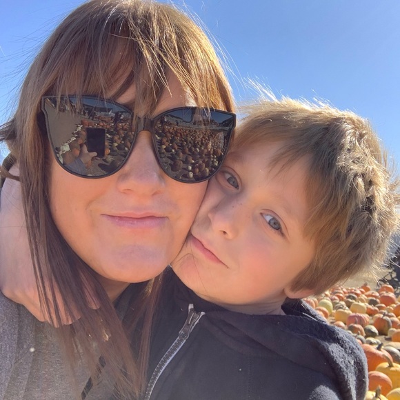 Meet your Posher, Haley - Picture 6 of 6